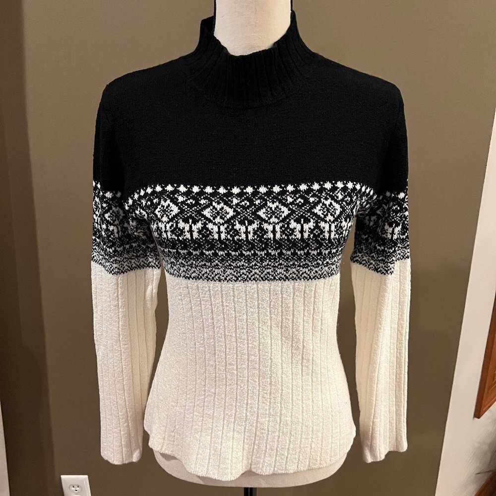 County Seat Black & Cream Sweater, Size Large (runs small)